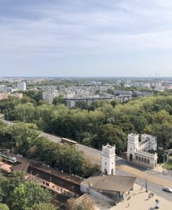 widok z okna biura mediatora